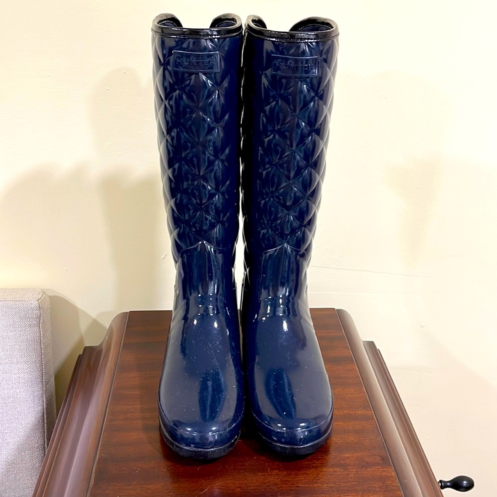 Hunter quilted Navy rain boots